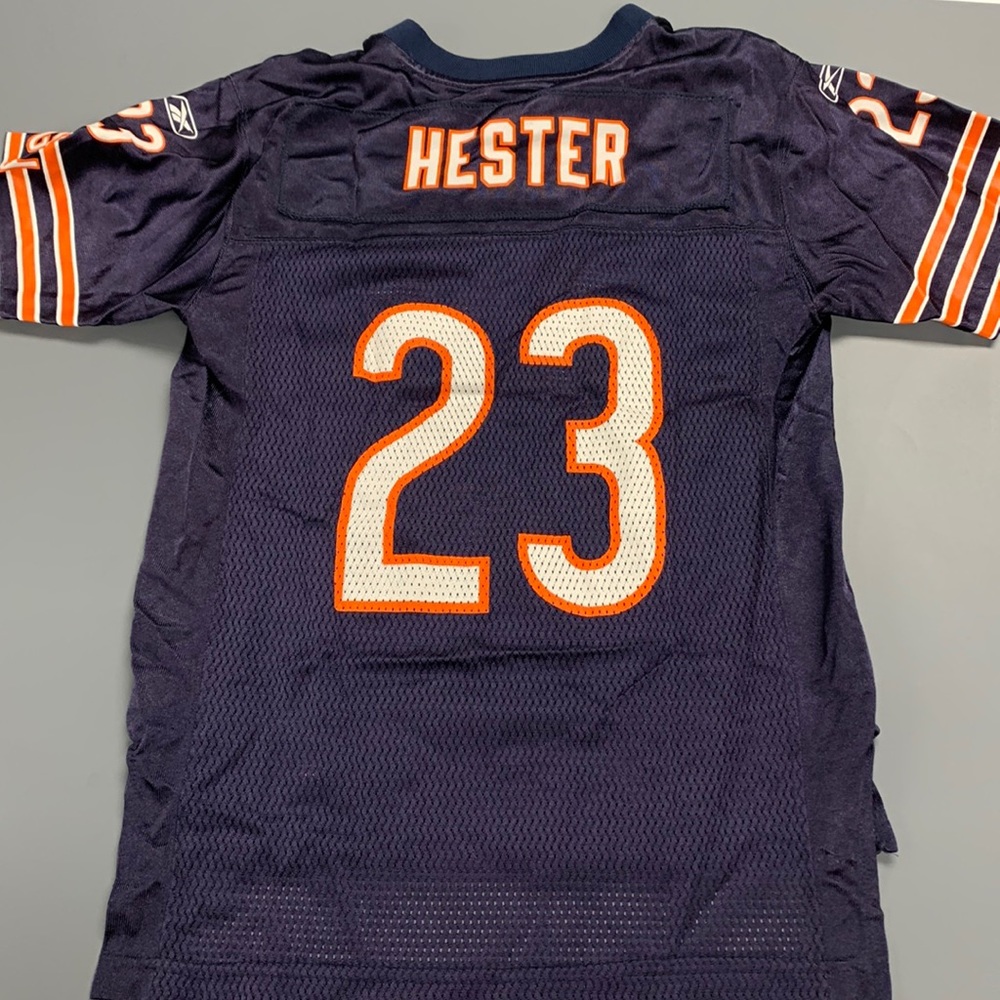 Chicago Bears jersey - Hall of Famer Hester